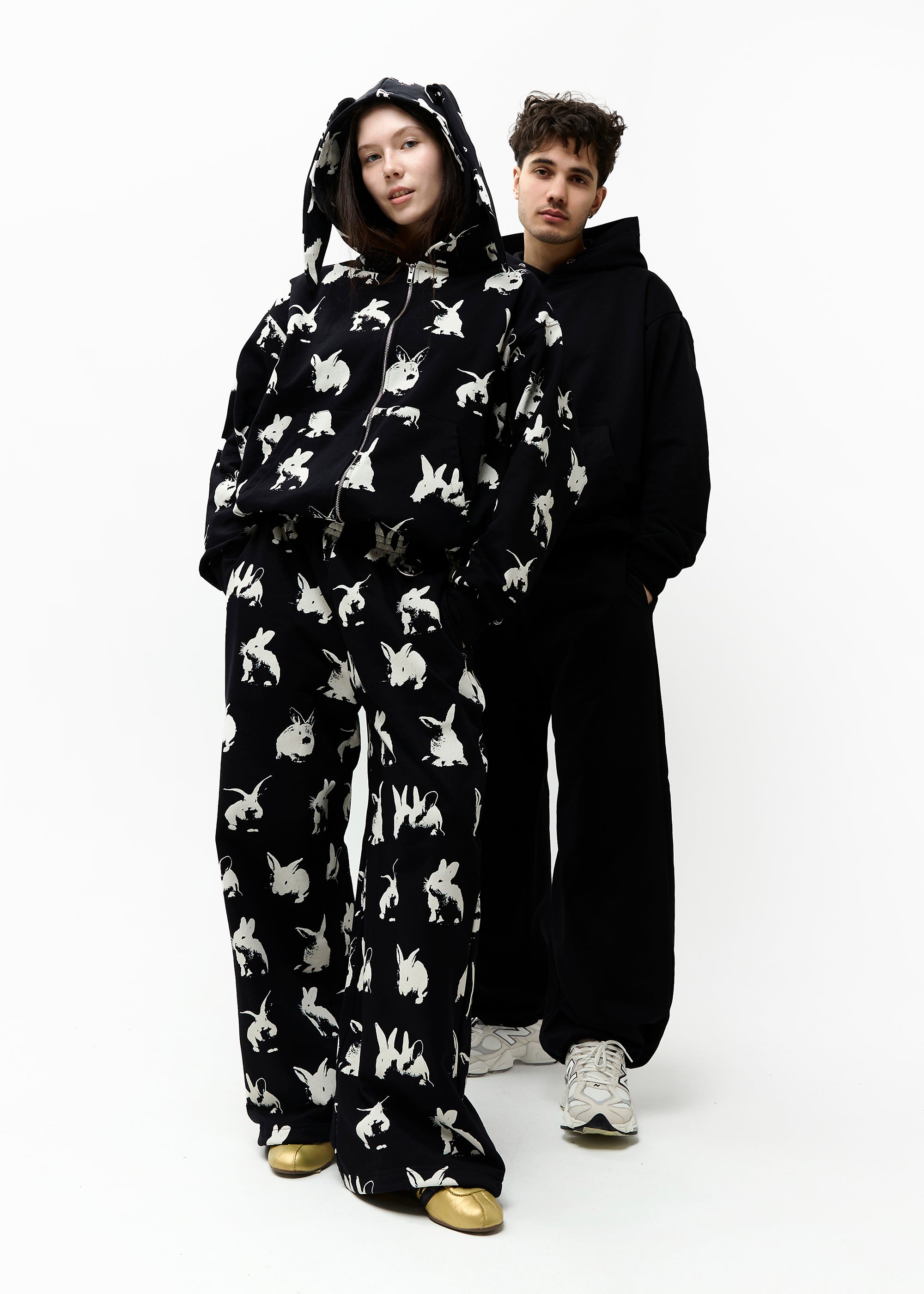 RABBIT zipped hoodie